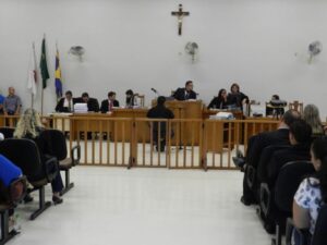 Primeiro dia de julgamento foi marcado pelo depoimento das testemunhas de acusação e defesa