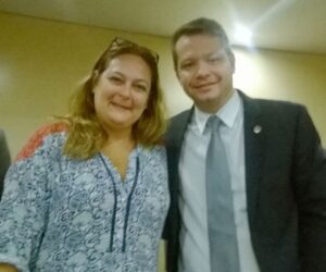 Chefe da PCMG, Andrea Vacchiano e o delegado regional de Muriaé, Alessandro da Matta  