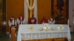 Missa foi presidida pelo bispo dom José Eudes