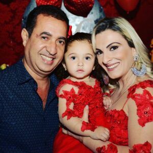 2 anos de Helena