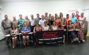 Edição 2017 do Proed foi lançada com a presença de professores e lideranças políticas