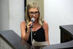 Vereadora Miriam Facchini, autora do PL