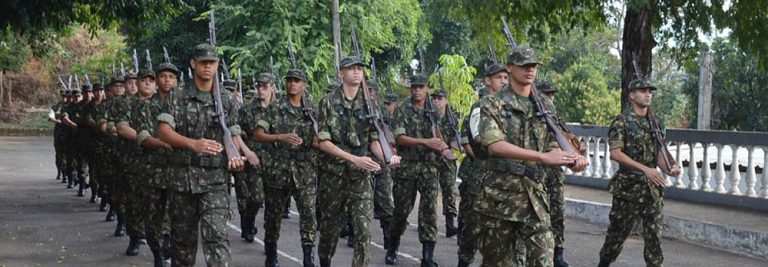 Notícia - Alistamento militar obrigatório segue apenas pela